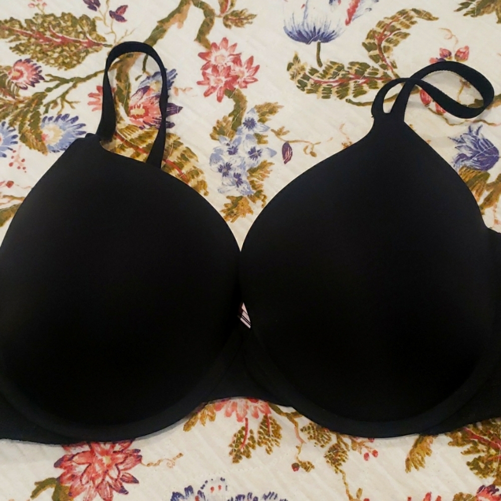 Victoria Secret T-Shirt Push-Up